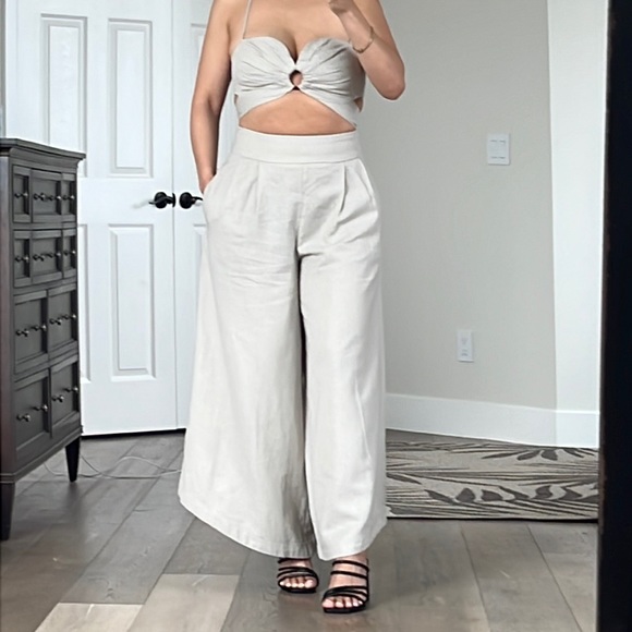 Adorable Linen 2 piece set - Picture 9 of 9